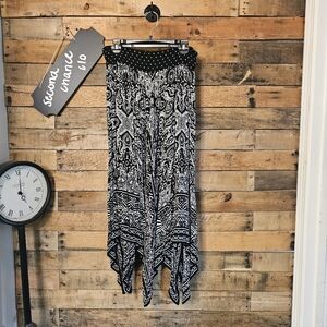 Westport 1962 Women's Black/white Gyspy Paisley Handkerchief Hem Skirt Size L